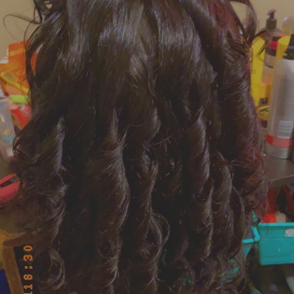 Human Lace Wigs - Picture 4 of 5